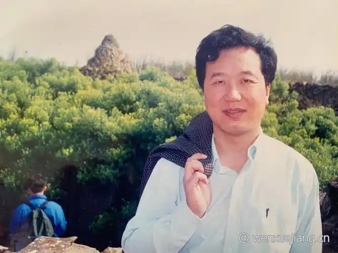 <p>作家王尧老照片</p>